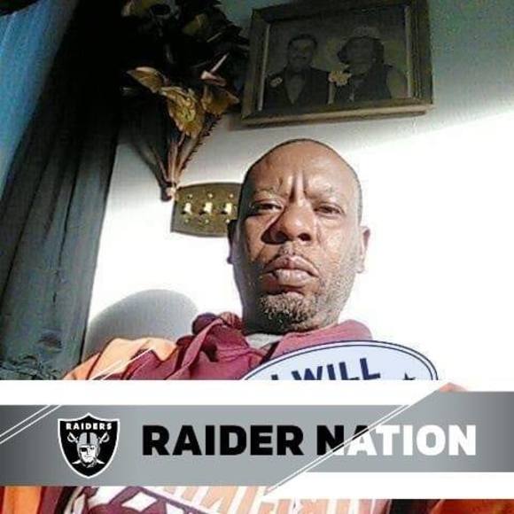 Meet your Posher, Thomas - Picture 1 of 1